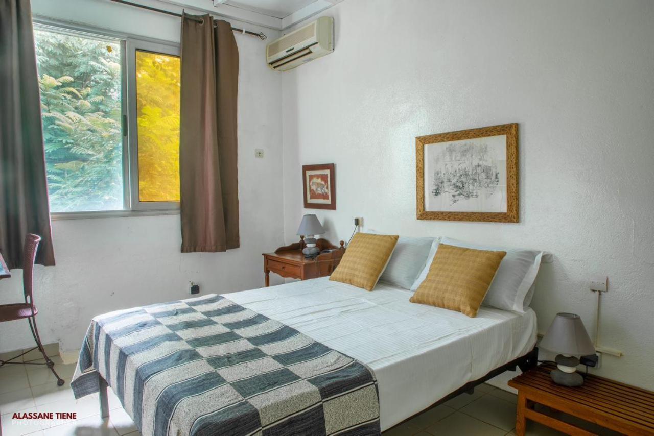 Hotel Ricardo วากาดูกู ภายนอก รูปภาพ