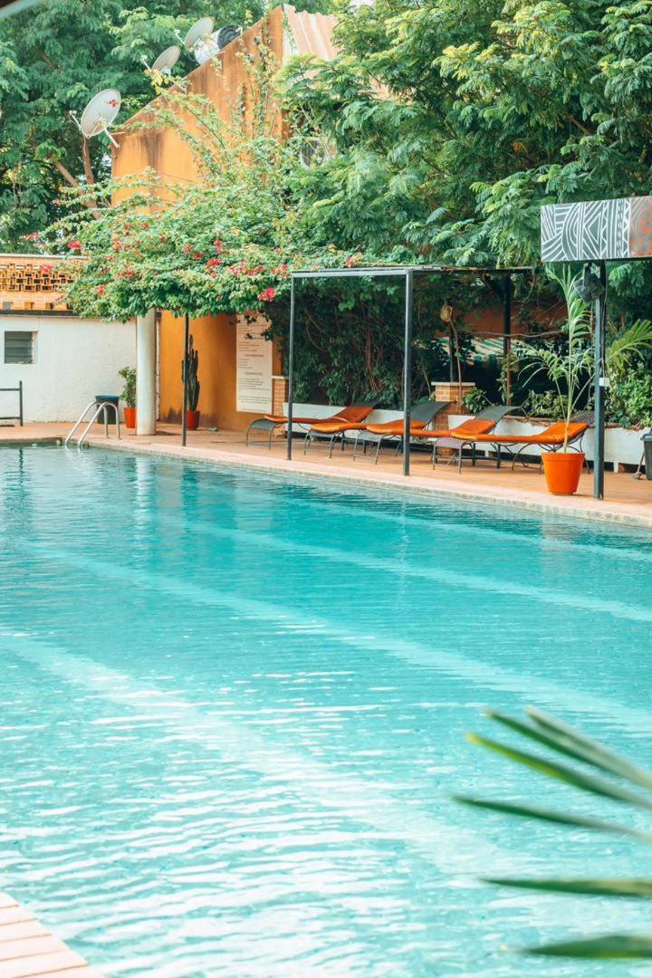 Hotel Ricardo วากาดูกู ภายนอก รูปภาพ